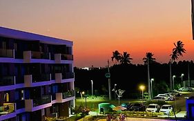 Makia Beach Experience